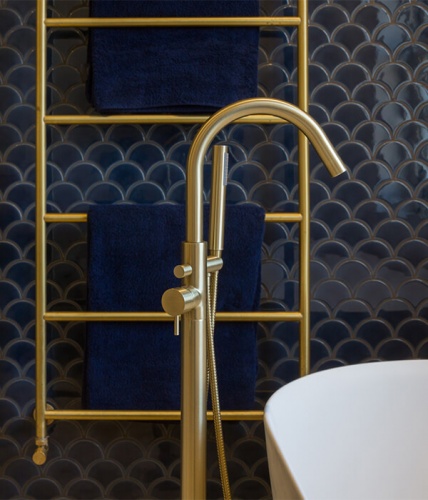 Ca Pietra Atlantis Scallop Porcelain Navy